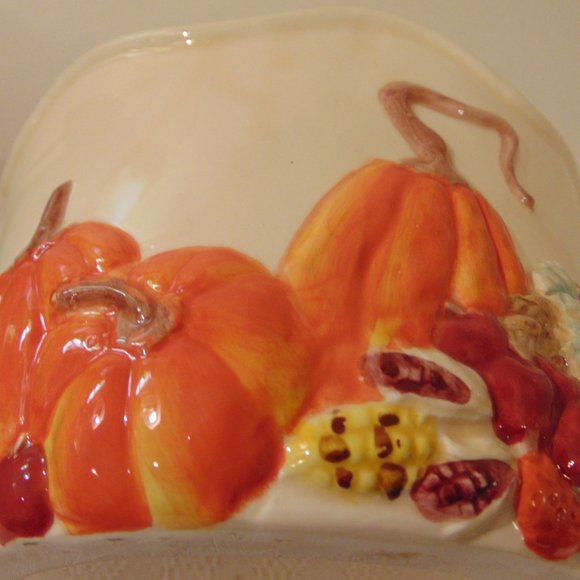 Harvest Time Ceramic Container, Features Pumpkins, Apples, Gourds, 4 inches tall - Picture 10 of 10